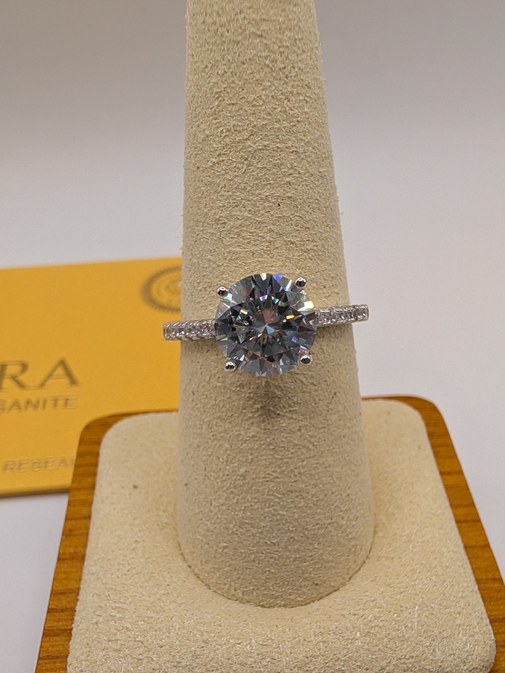 NWOT 3ct Round Gray Moissanite Ring S925 Sterling Silver GRA Certified 9